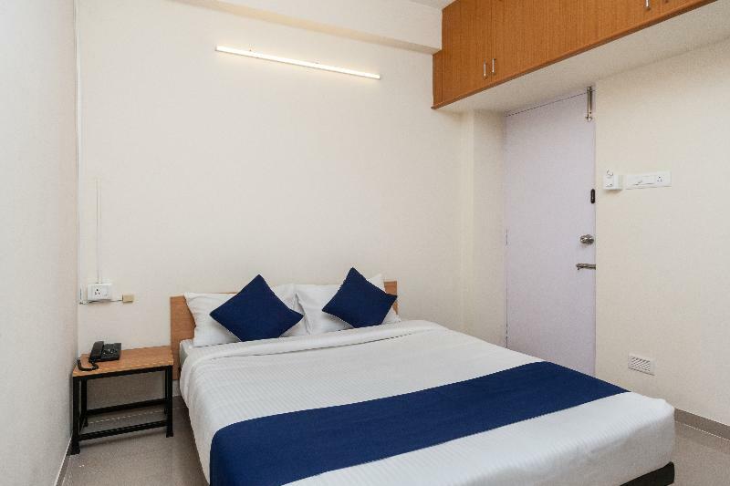 Silverkey Executive Stays 26881 Srm University Hotel Chennai